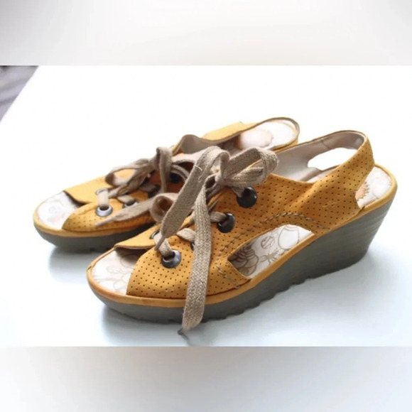 Fly London laced up wedge sandals - Picture 10 of 14